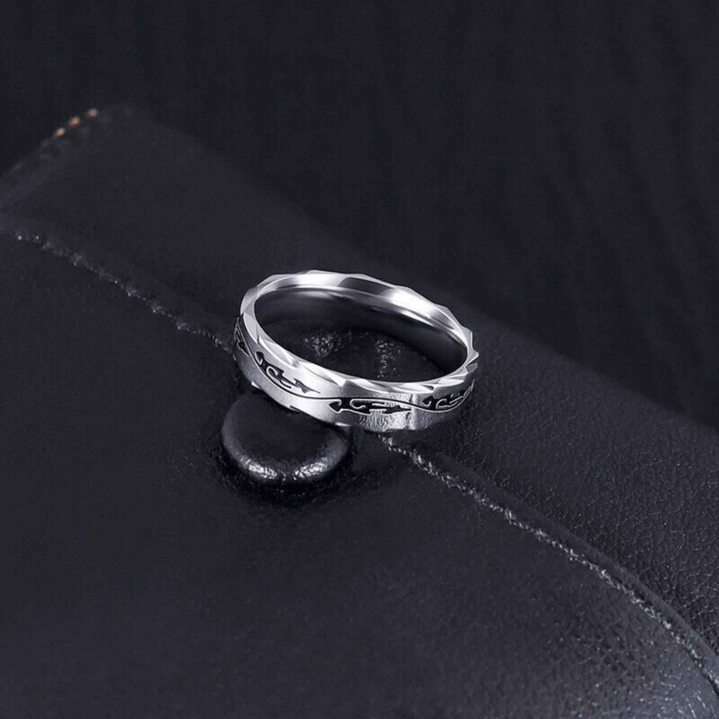 Buy 5mm Silver Dragon Wedding Ring - Eternal Love
