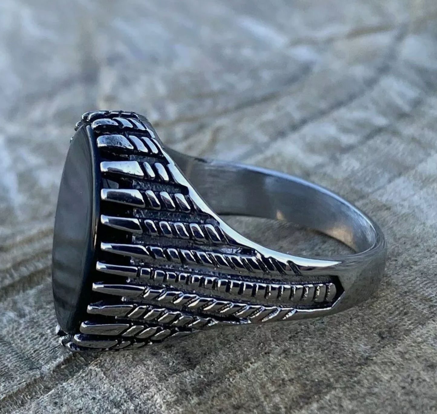Black Onyx Stone Men Titanium Ring 8mm