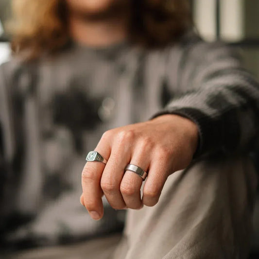 Wearing Men's Rings with Confidence — A Complete Styling Guide